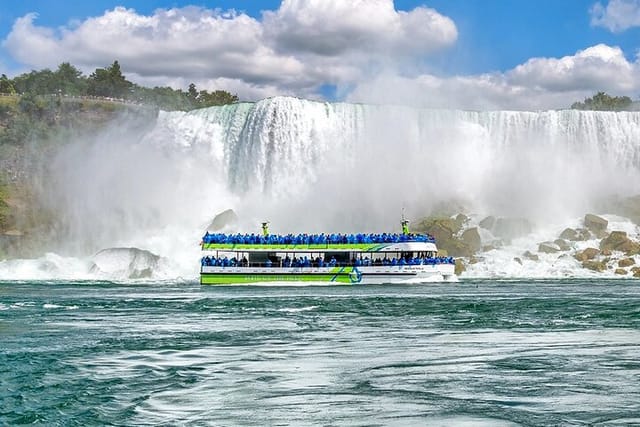 Niagara Falls Boat Tour: Maid of the Mist Ticket - Photo 1 of 9